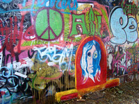 Le mur John Lennon