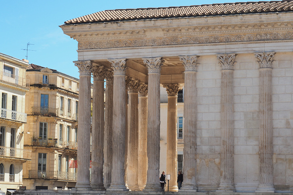 nîmes, maison carrée